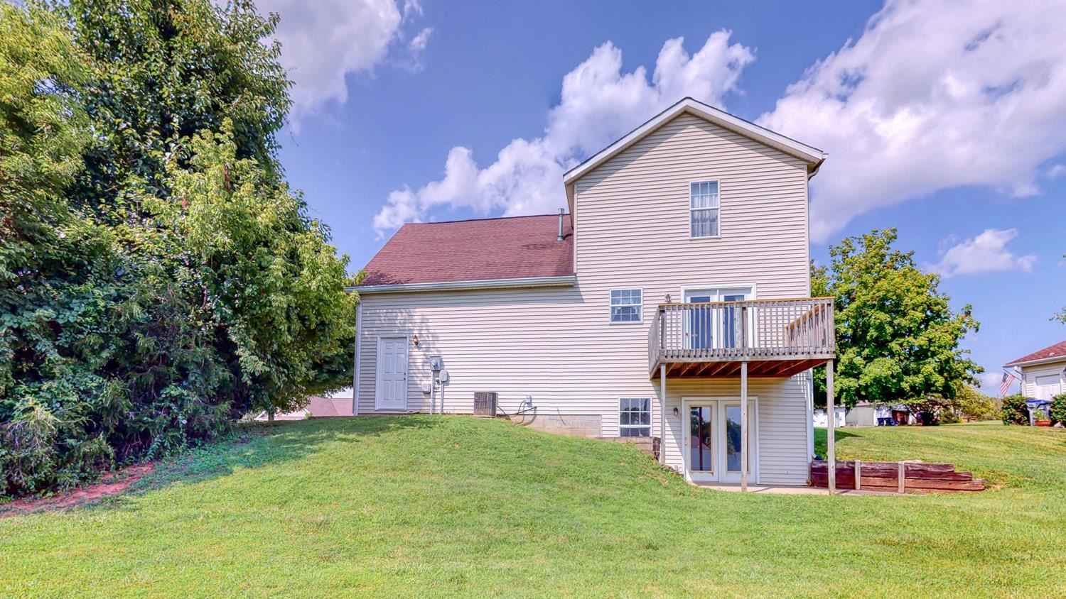 1246 Marigold Road Bloomington, IN 47401 - Photo 4 of 34 Gallery Image 4