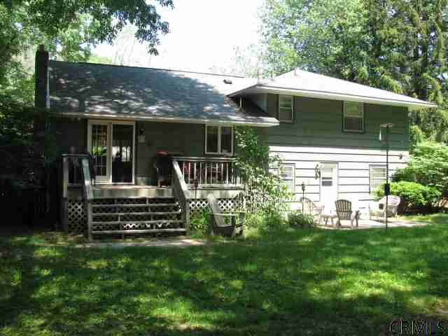 127 Mosher Road Bethlehem, NY 12054 - Photo 3 of 15 Photo 3