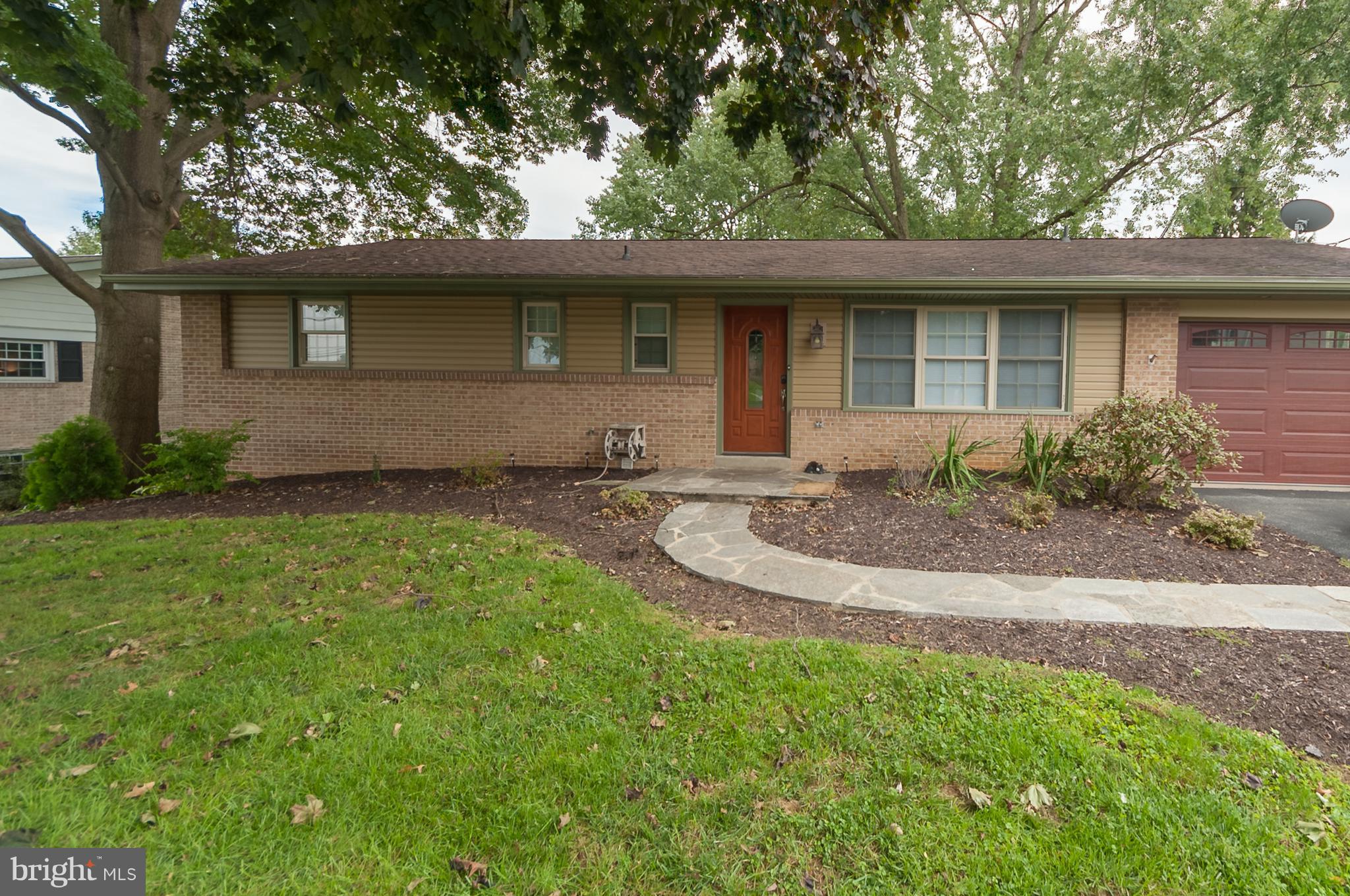 41 Miller Road Akron, PA 17501 - Photo 1 of 34