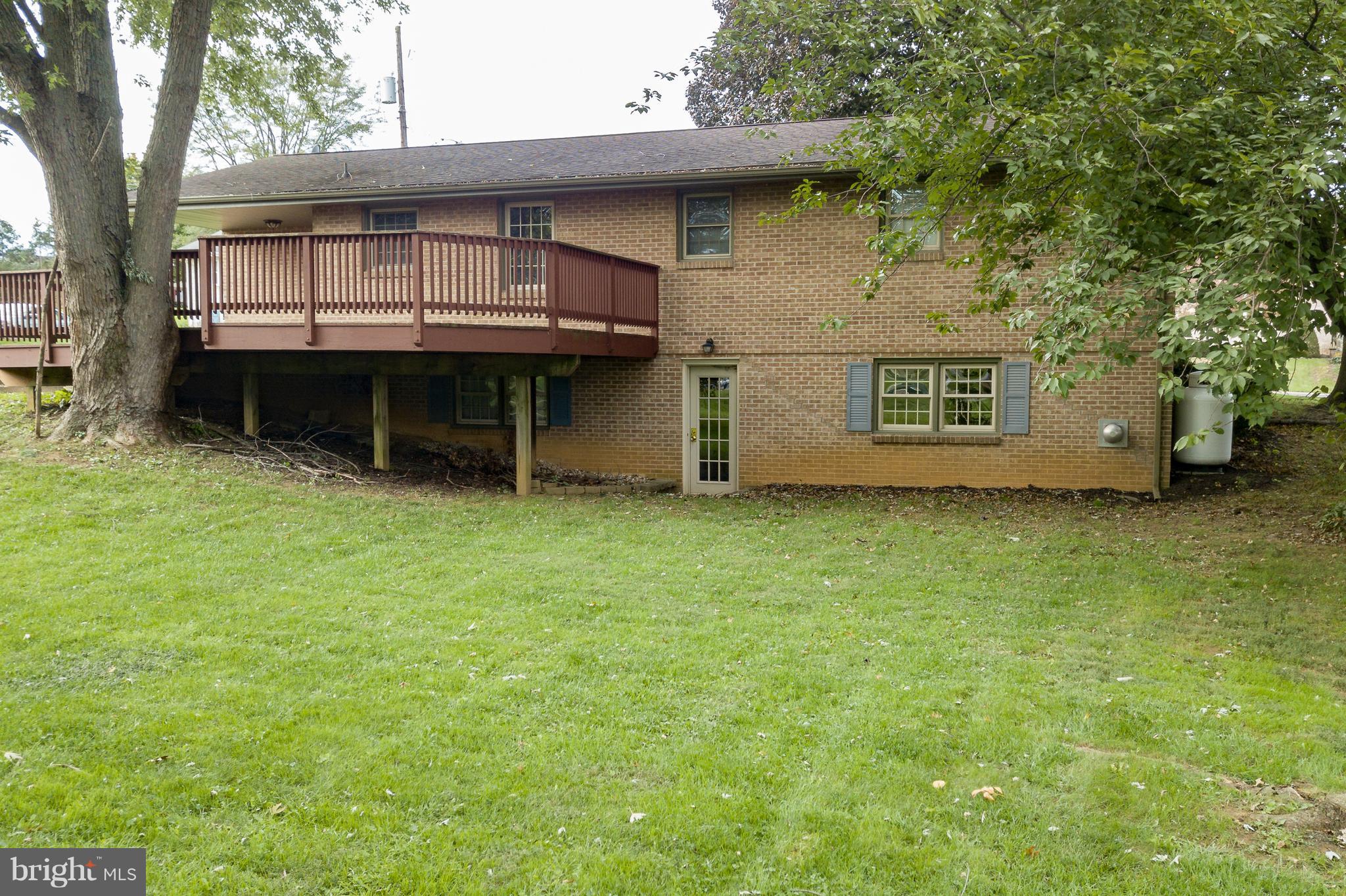 41 Miller Road Akron, PA 17501 - Photo 9 of 34