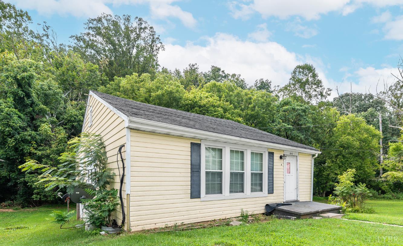840 Old Forest Road Lynchburg, VA 24501 - Photo 3 of 27 Gallery Image 3