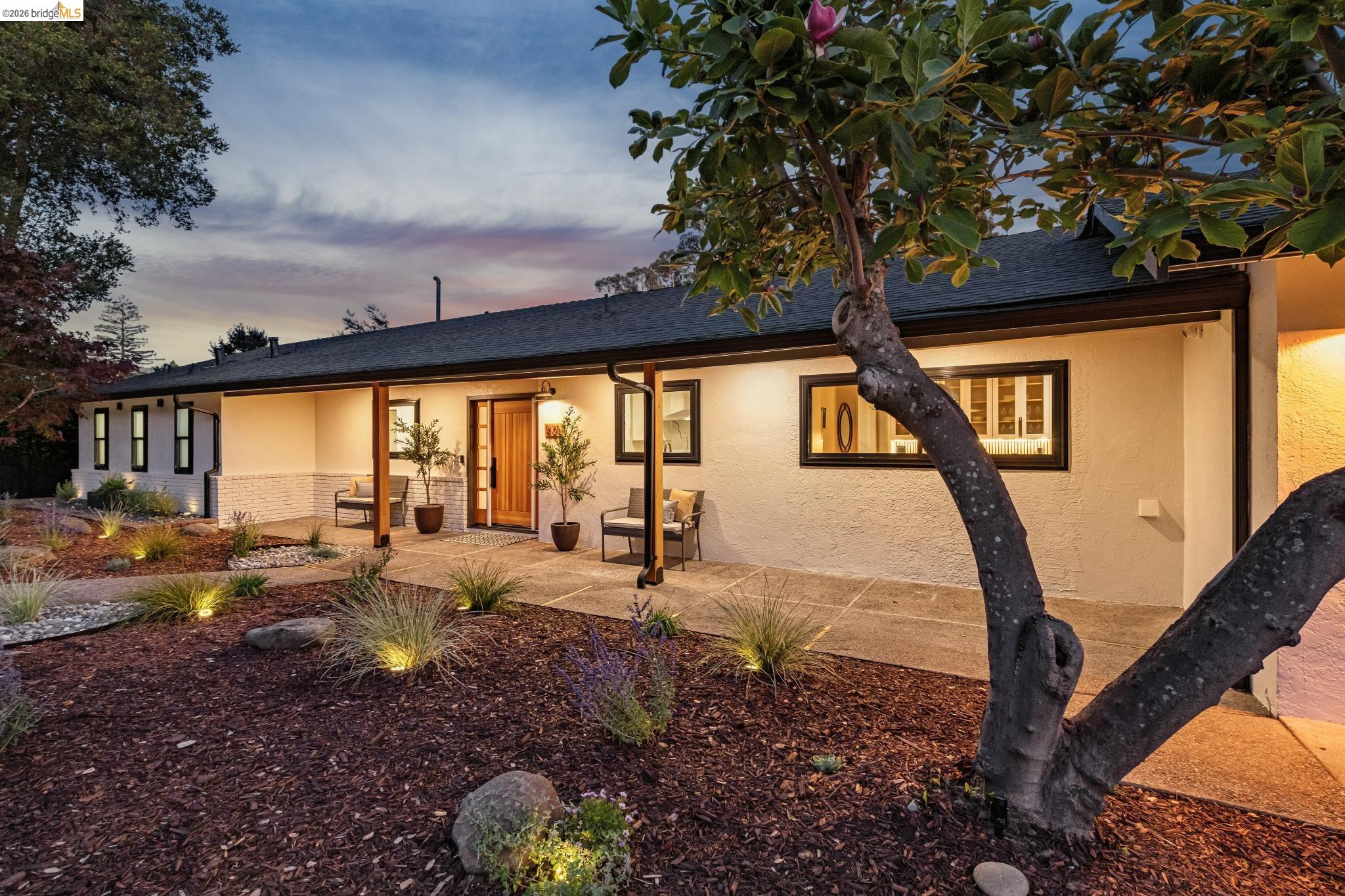 921 Underhills Road Oakland, CA 94610 - Photo 2 of 97