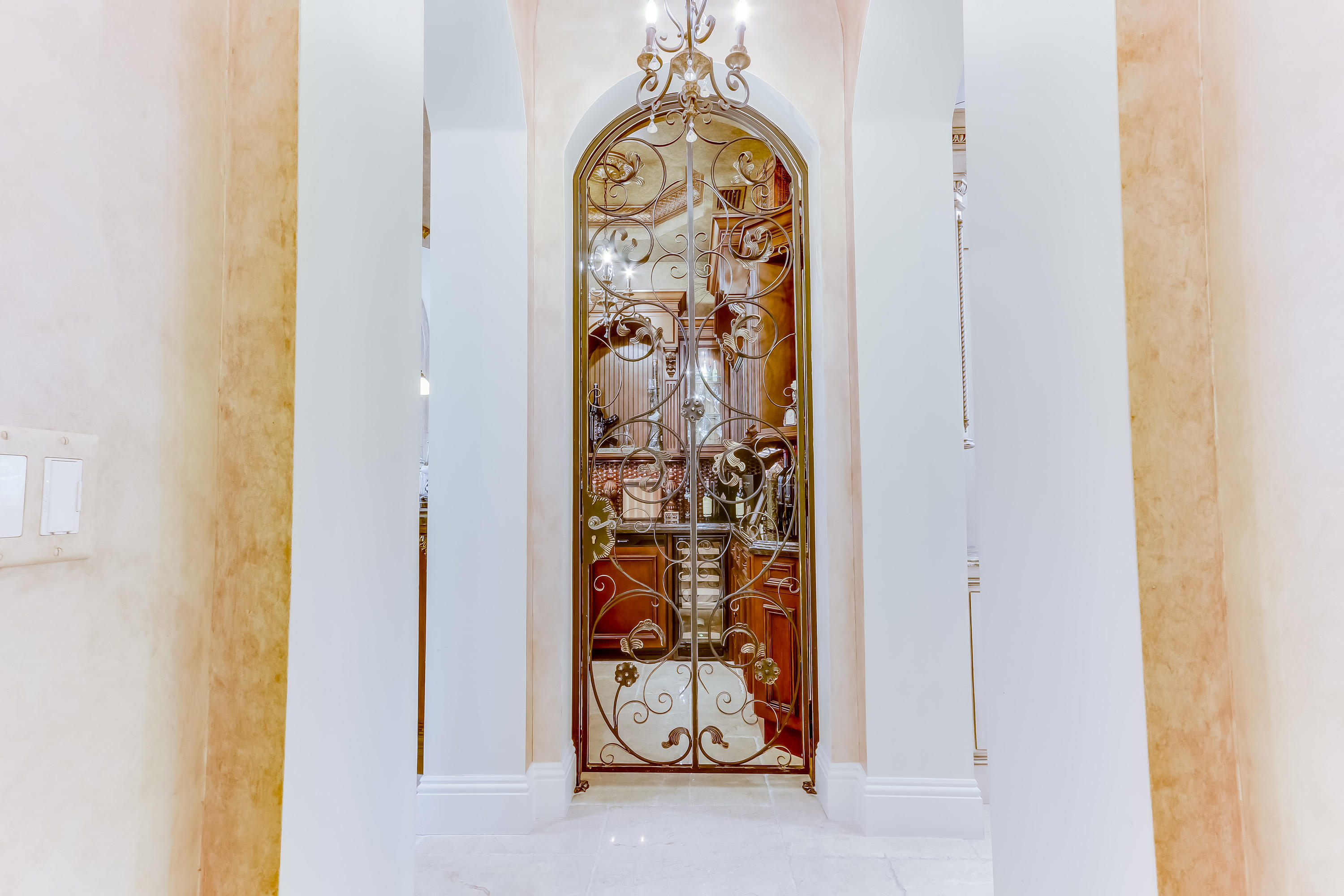 1950 Southwest 7th Place Boca Raton, FL 33486 - Photo 14 of 65 Entry Bar