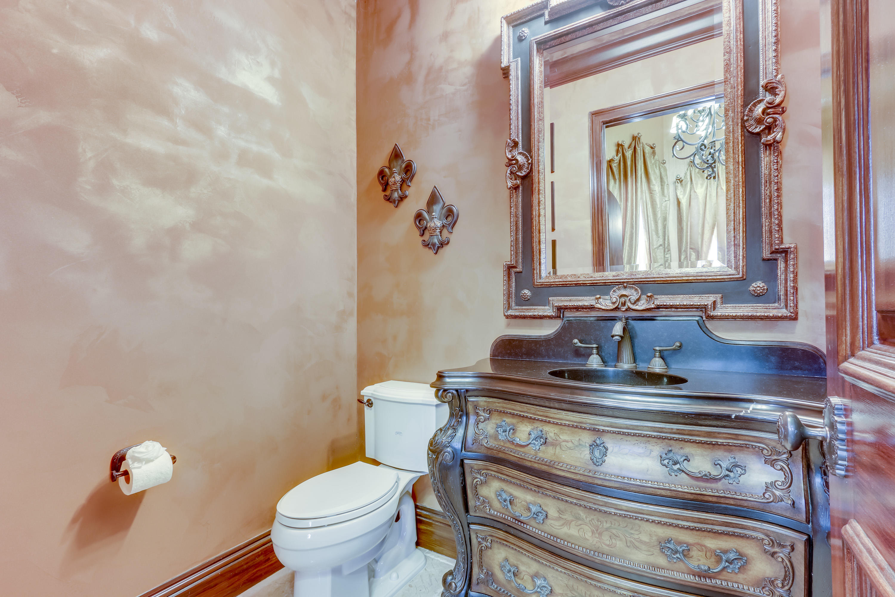 1950 Southwest 7th Place Boca Raton, FL 33486 - Photo 32 of 65 Movie Bathroom