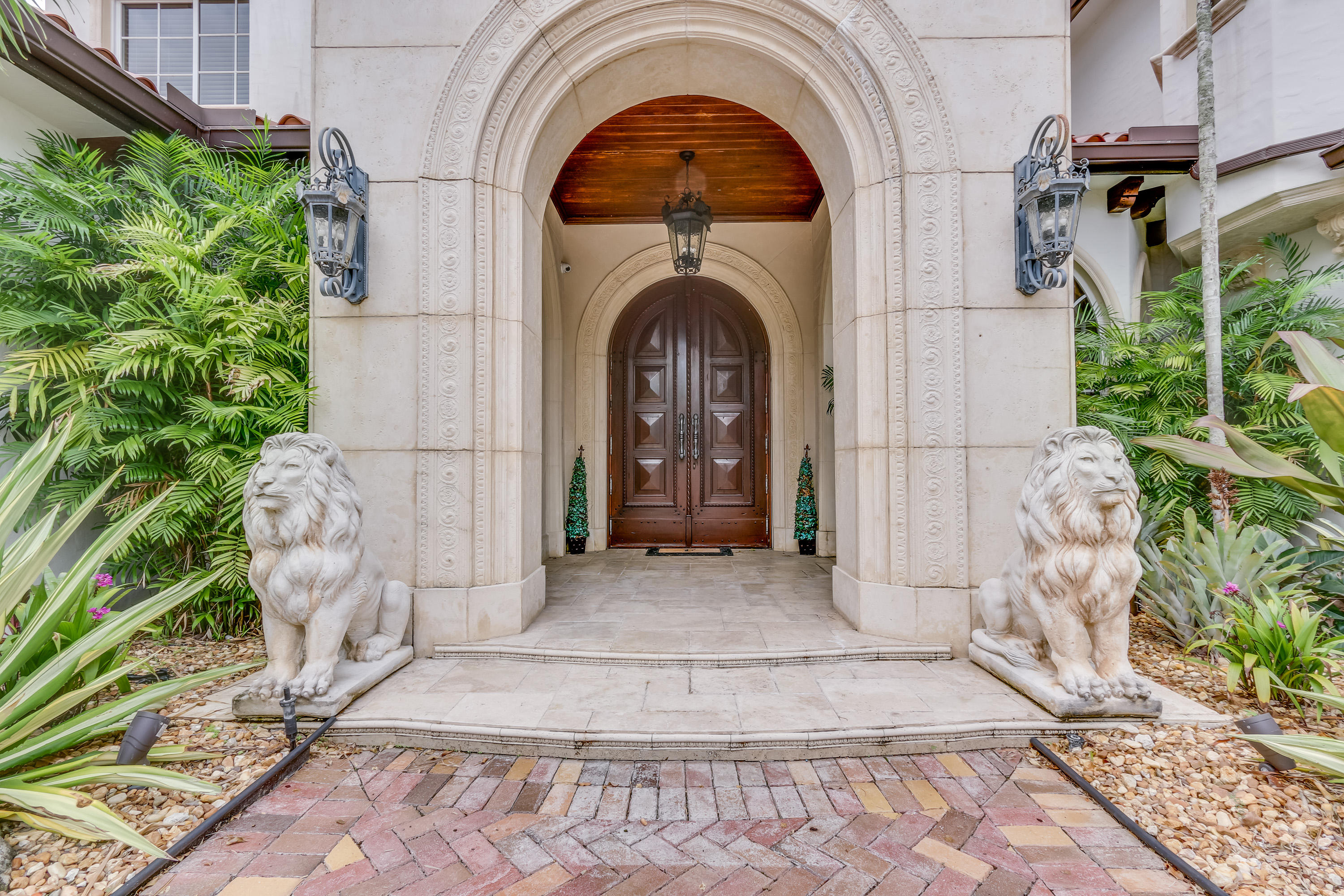 1950 Southwest 7th Place Boca Raton, FL 33486 - Photo 7 of 65 Front Entry