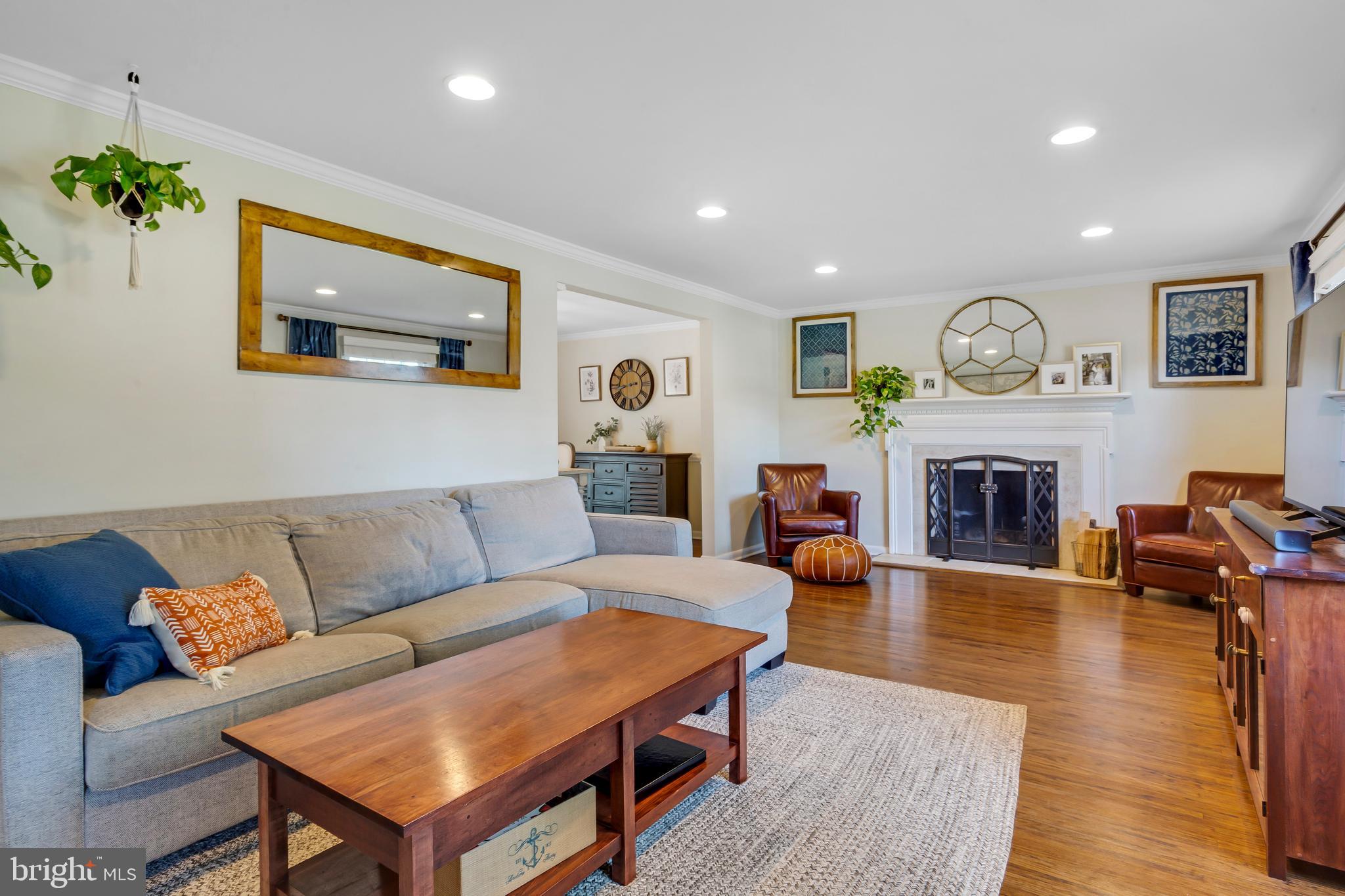 138 Pearl Croft Road Cherry Hill, NJ 08034 - Photo 2 of 22 Gallery Image 2