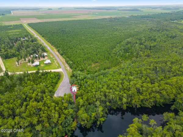 $99,000 | 1718 Southeast Davis Peacock Road, Wewahitchka, FL 32449