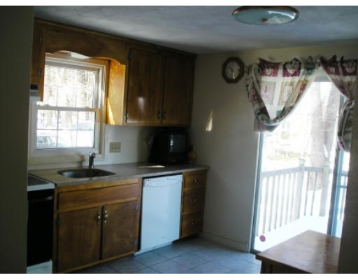 11 Lake Road Wayland, MA 01778 - Photo 8 of 12 Gallery Image 8