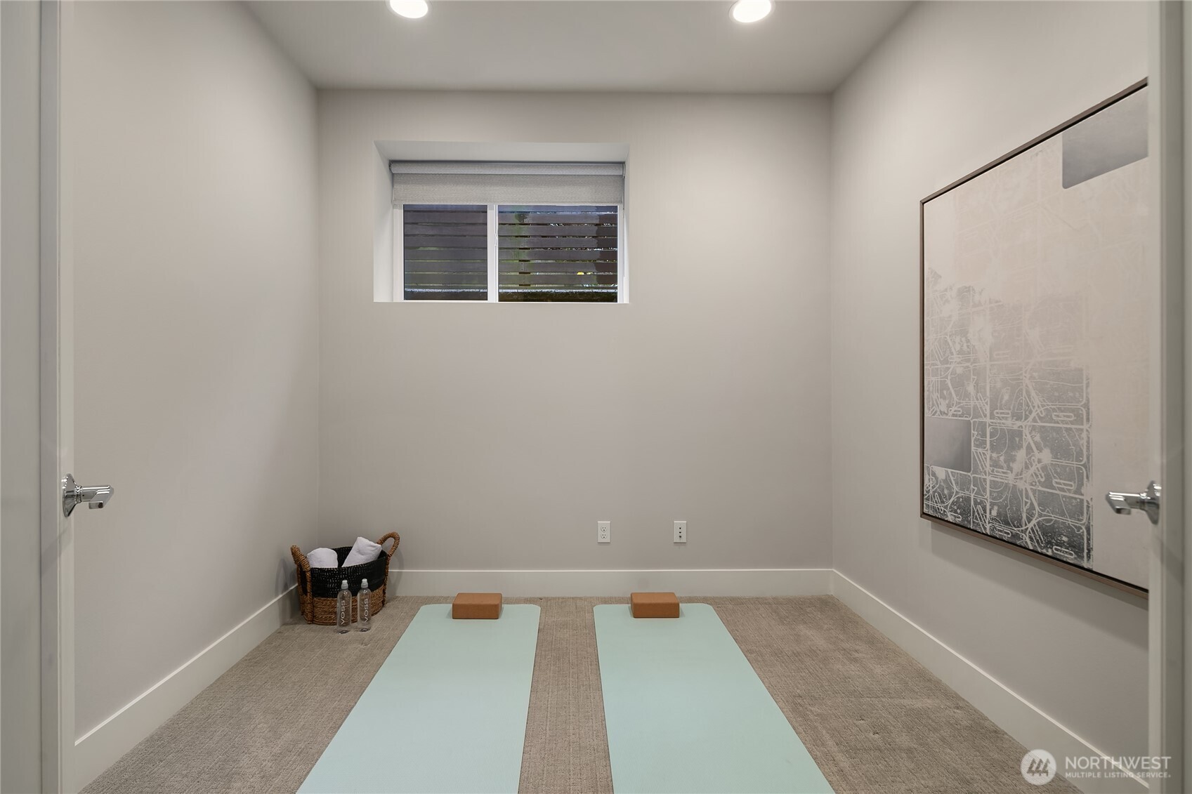 3501 Northwest 67th Street Seattle, WA 98117 - Photo 30 of 40 an empty room with a bench