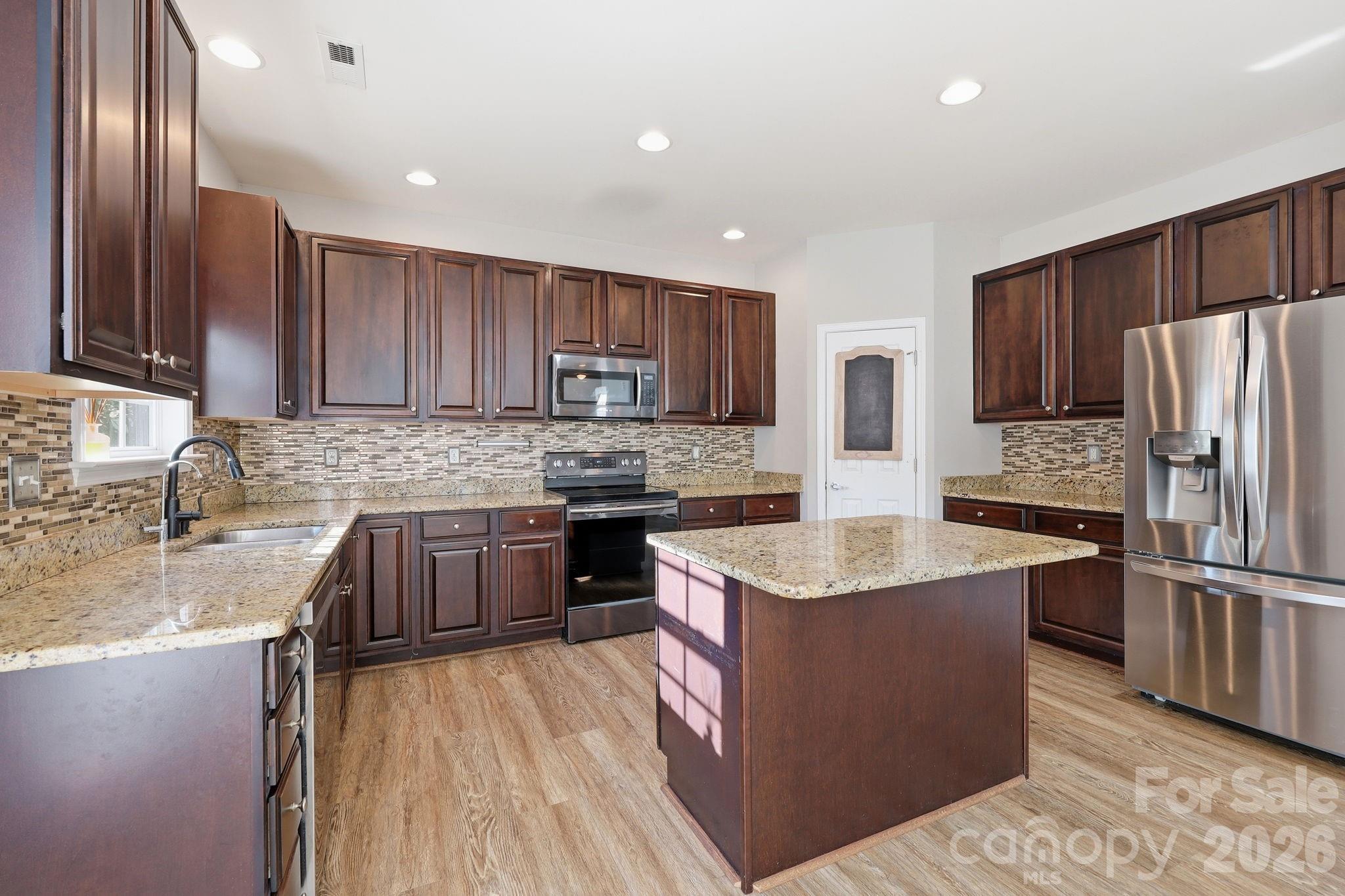 197 Roanoke Road Fletcher, NC 28732 - Photo 16 of 47