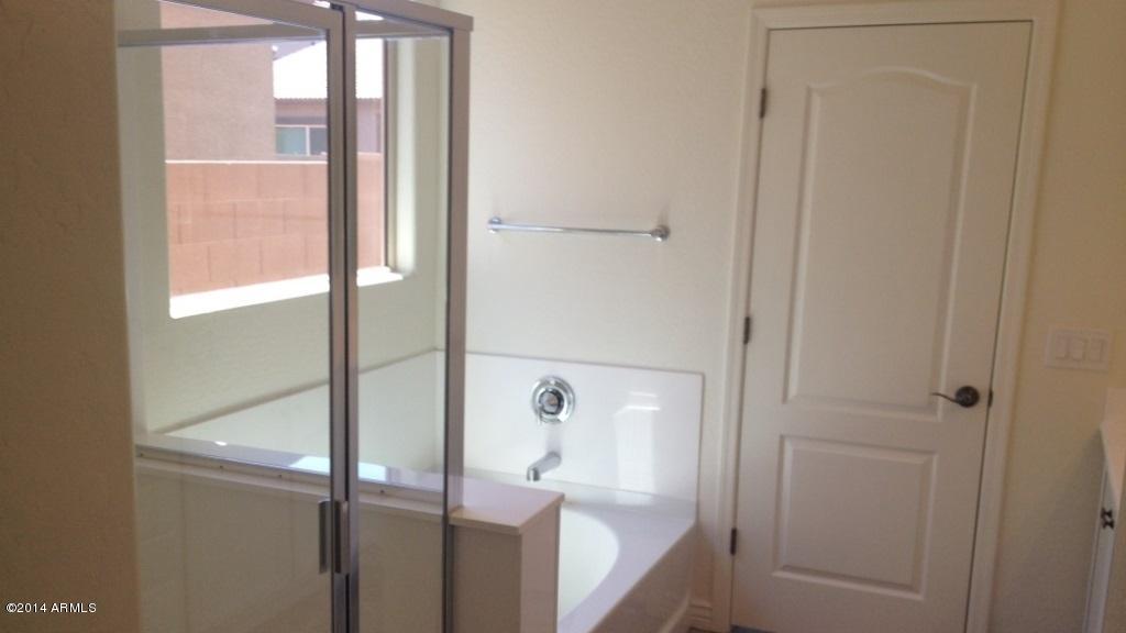 4045 East Morrison Ranch Parkway Gilbert, AZ 85296 - Photo 5 of 10 IMG_2132