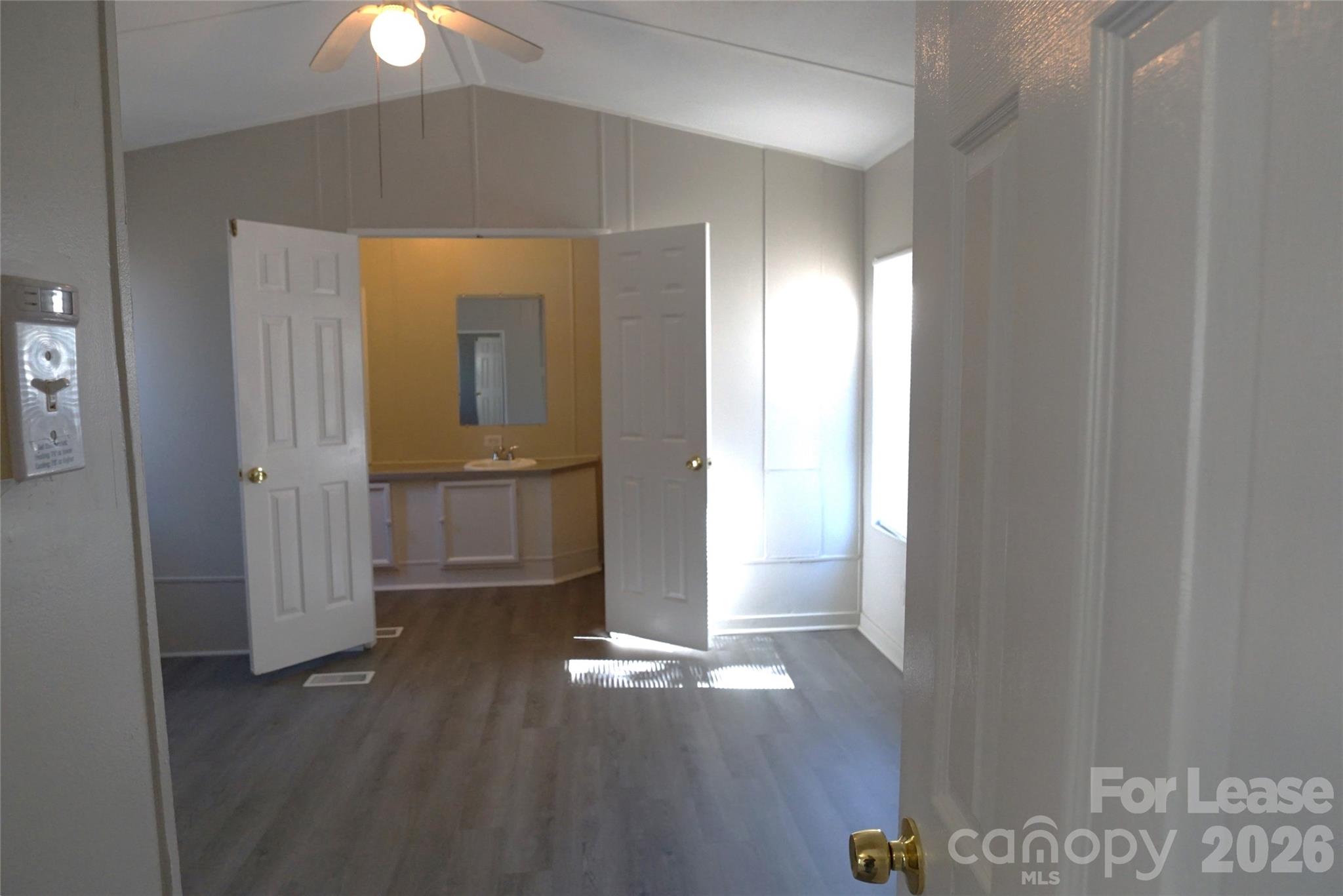2689 Robinson Road Newton, NC 28658 - Photo 5 of 10 Gallery Image 5