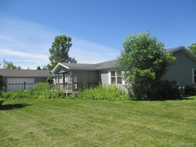 4577 Cade Road Imlay City, MI 48444 - Photo 1 of 25 right.jpg