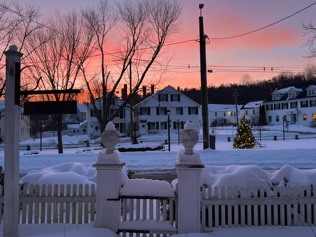 $614,800 | 9 Templeton Turnpike, Fitzwilliam, NH 03447