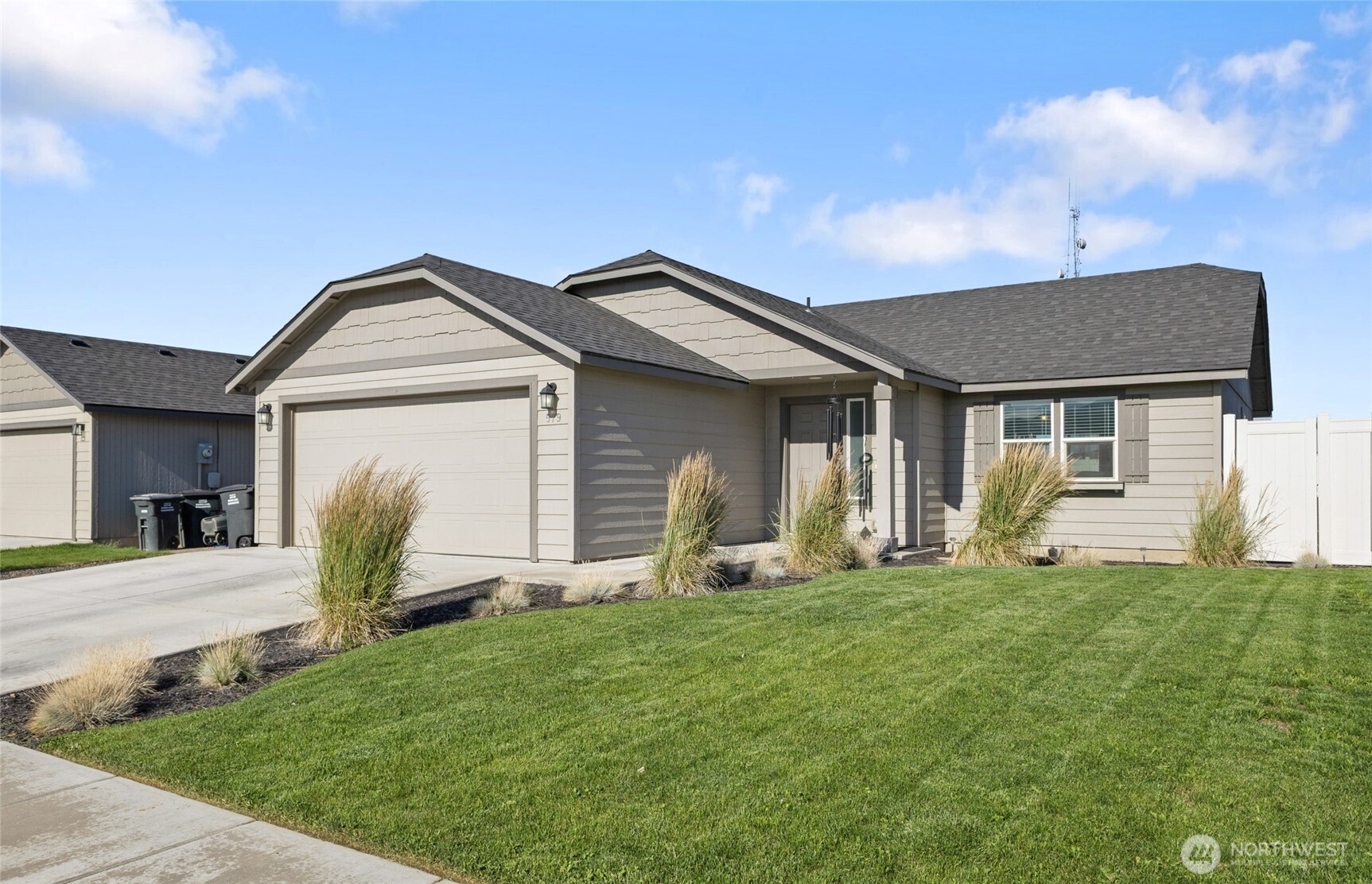 579 South Rees Street Moses Lake, WA 98837 - Photo 4 of 38 Gallery Image 4