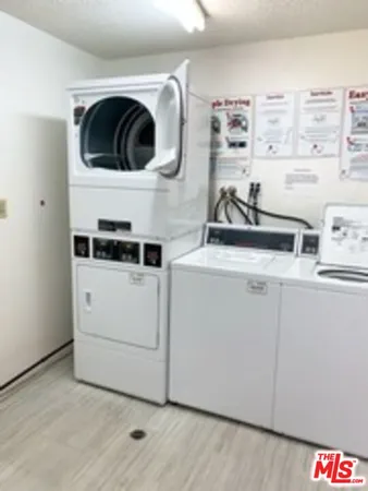 $3,500 | 3111 4th Street, Unit 215, Santa Monica, CA 90405