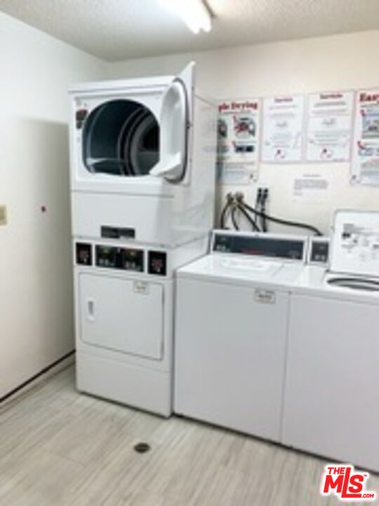 3111 4th Street, Unit 215 Santa Monica, CA 90405 - Photo 11 of 12