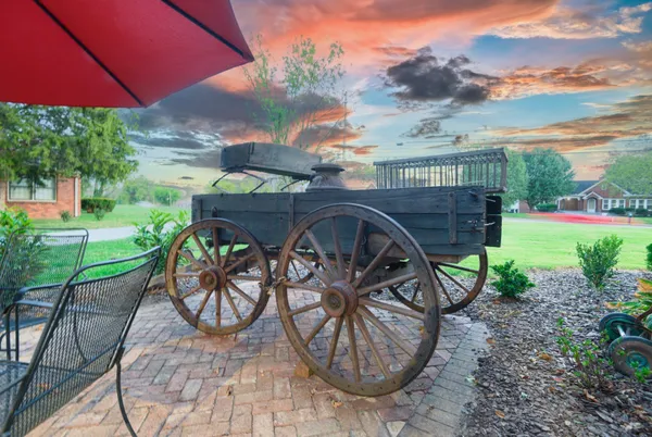 $1,320,000 | 814 Hartsville Pike, Gallatin, TN 37066