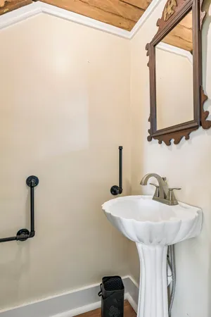 $1,320,000 | 814 Hartsville Pike, Gallatin, TN 37066