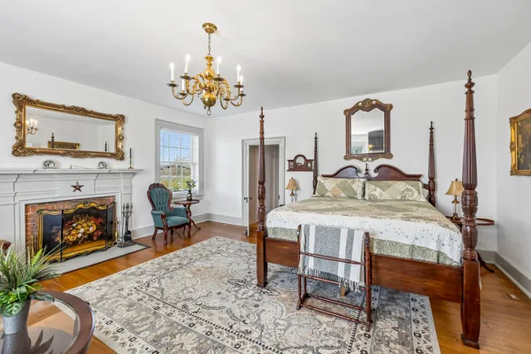 $1,320,000 | 814 Hartsville Pike, Gallatin, TN 37066