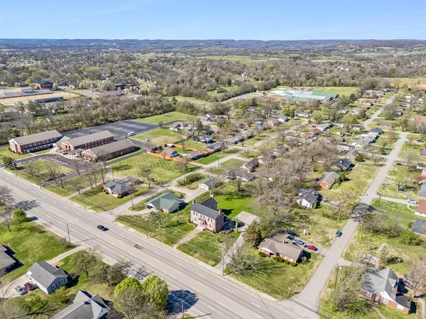 $1,320,000 | 814 Hartsville Pike, Gallatin, TN 37066