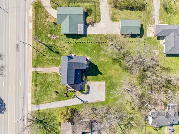 $1,320,000 | 814 Hartsville Pike, Gallatin, TN 37066