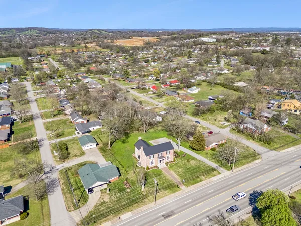 $1,320,000 | 814 Hartsville Pike, Gallatin, TN 37066