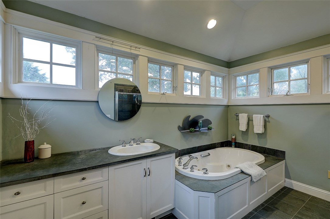 83 Rumstick Road Barrington, RI 02806 - Photo 21 of 28 Second Floor Full Bath with Jacuzzi and Separate Shower