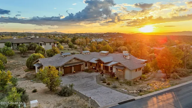 $1,575,000 | 14335 North Three Sisters Drive, Prescott, AZ 86305