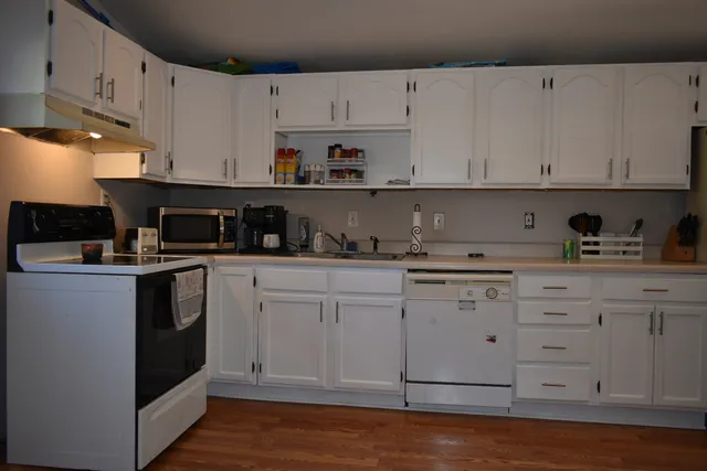 $100,000 | 201 South Maple Street, El Paso, IL 61738