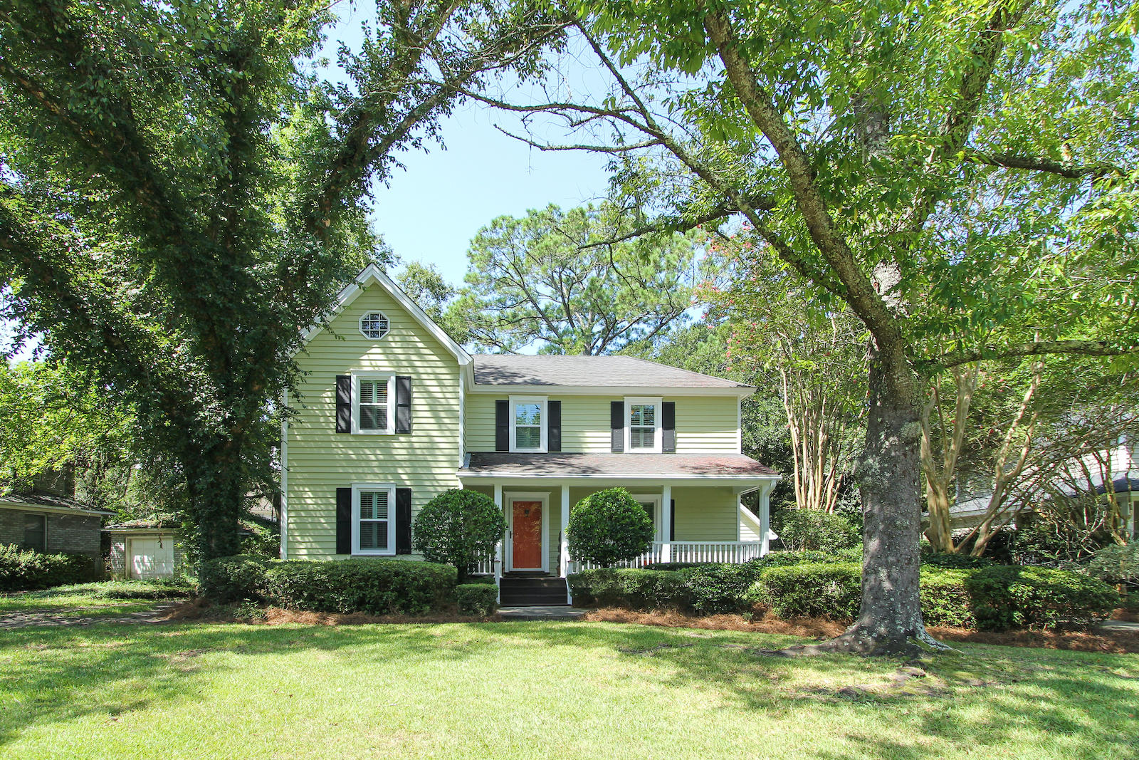 719 Milldenhall Road Mount Pleasant, SC 29464 - Photo 1 of 30 IMG_1378