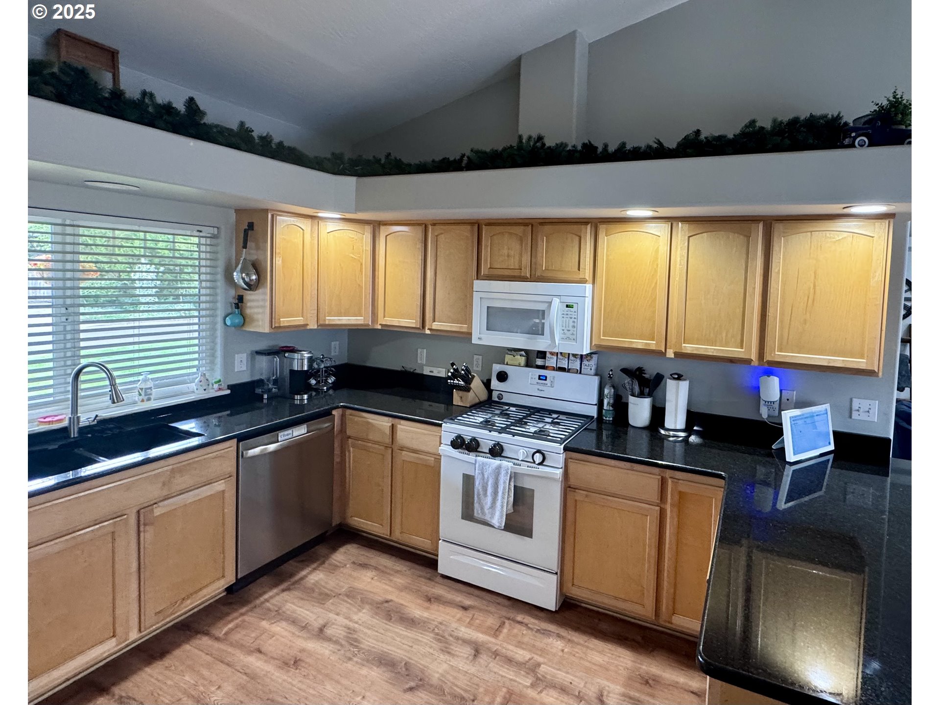 141 Cortland Lane Eugene, OR 97404 - Photo 11 of 22