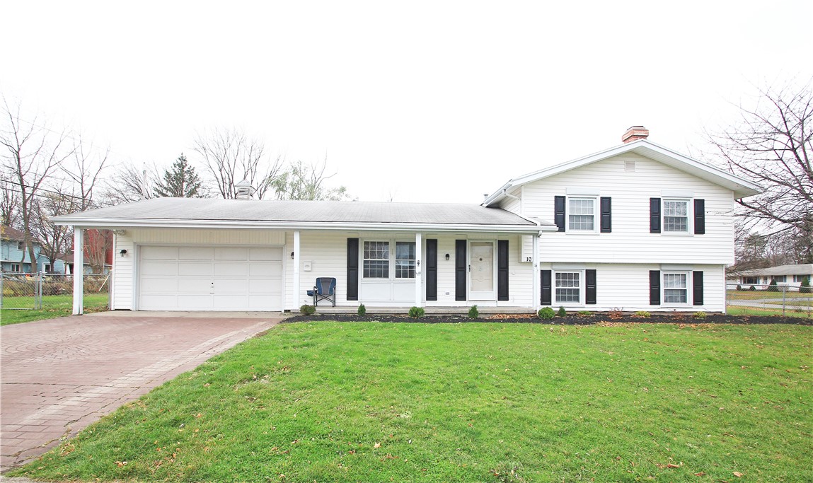 1025 Rumson Road Greece, NY 14616 - Photo 2 of 31