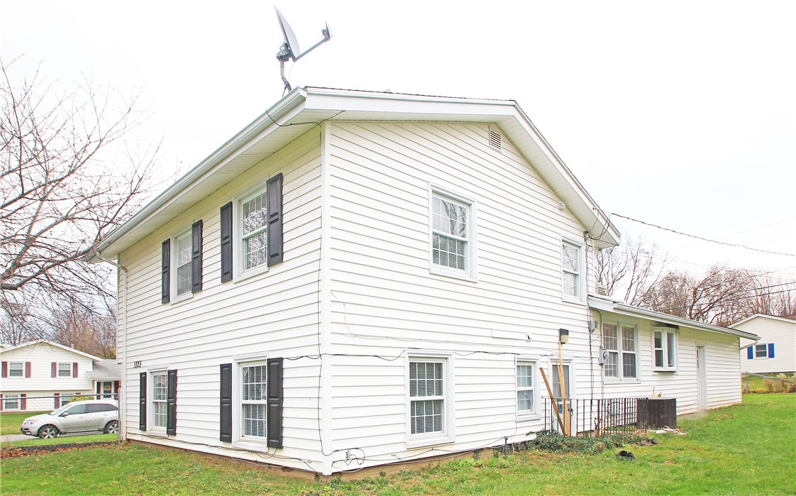 1025 Rumson Road Greece, NY 14616 - Photo 5 of 31