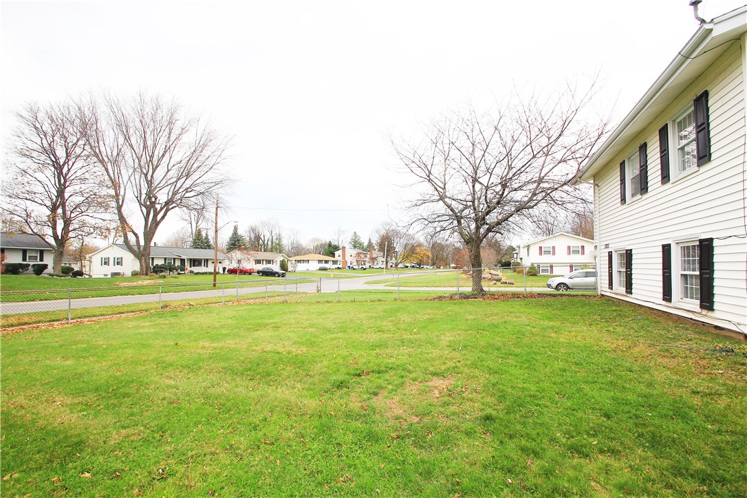 1025 Rumson Road Greece, NY 14616 - Photo 7 of 31