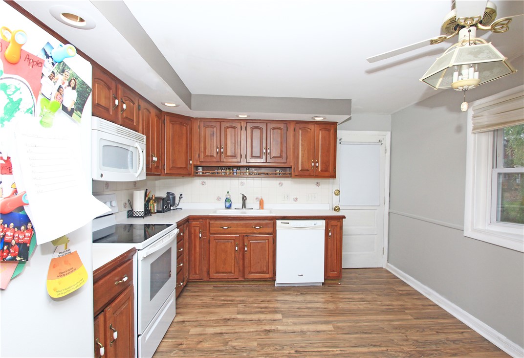 1025 Rumson Road Greece, NY 14616 - Photo 9 of 31