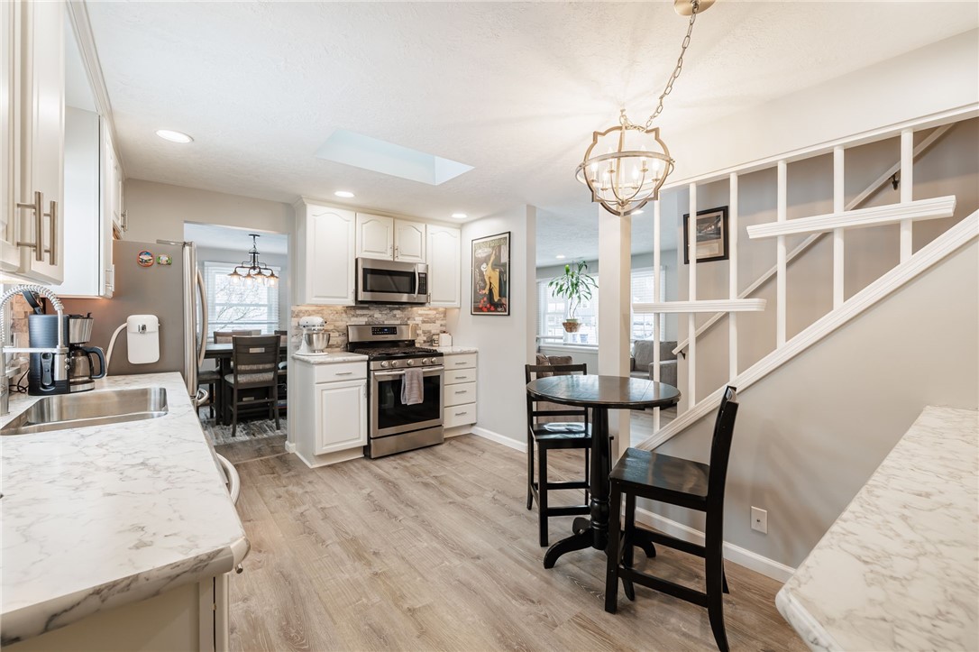 40 Crystal Spring Lane Perinton, NY 14450 - Photo 11 of 33