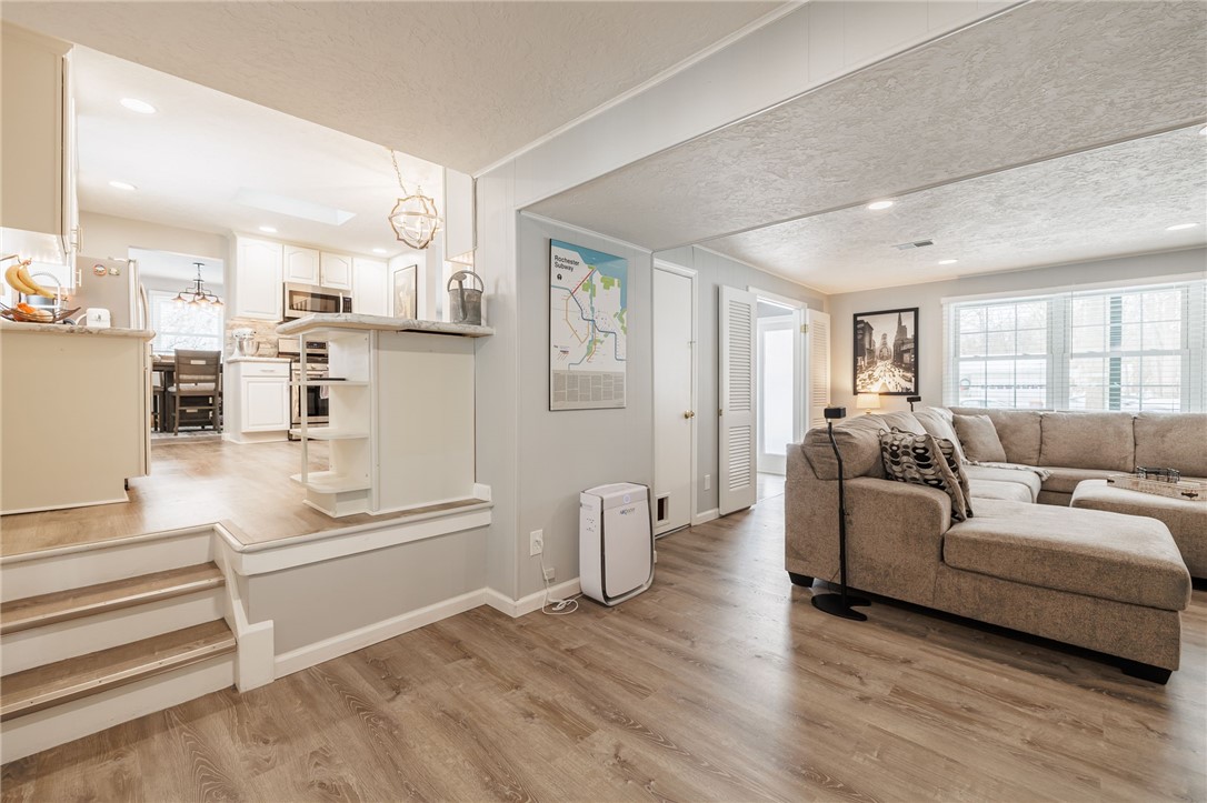 40 Crystal Spring Lane Perinton, NY 14450 - Photo 14 of 33