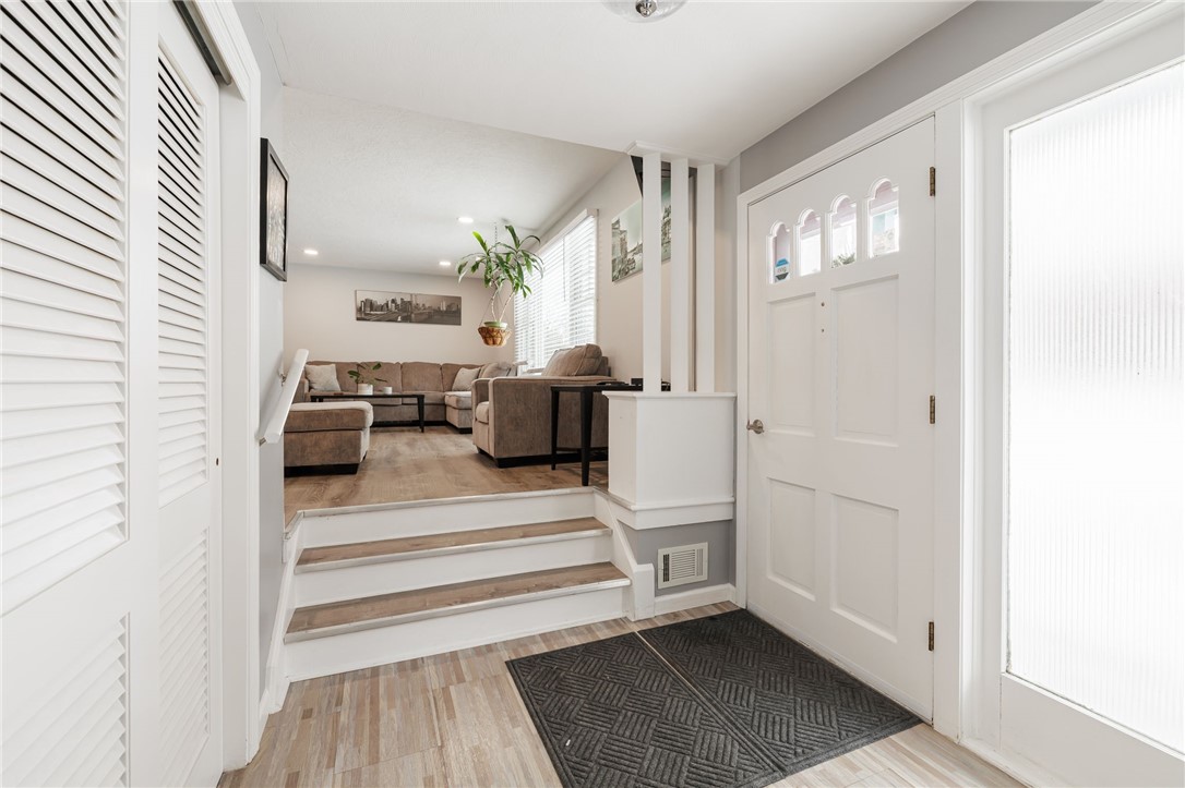 40 Crystal Spring Lane Perinton, NY 14450 - Photo 2 of 33 Foyer