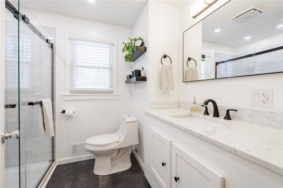 40 Crystal Spring Lane Perinton, NY 14450 - Photo 21 of 33 Full Bath