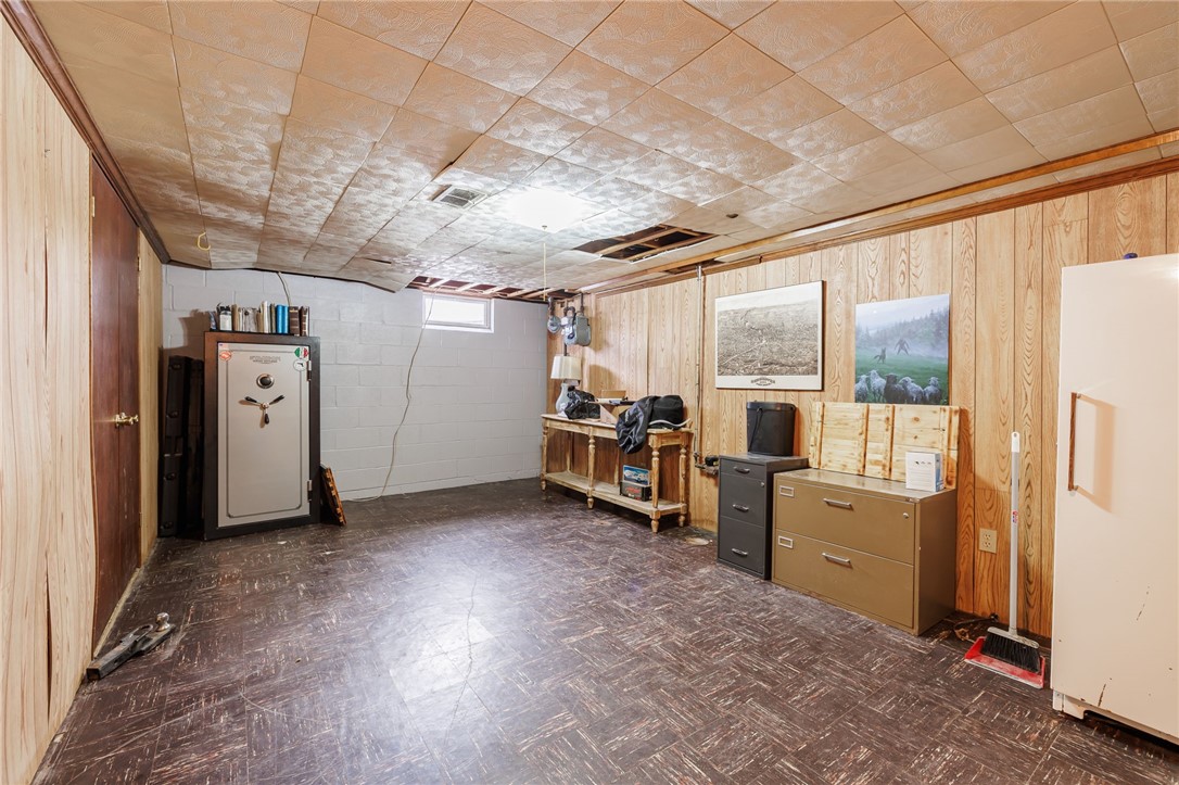 40 Crystal Spring Lane Perinton, NY 14450 - Photo 24 of 33 Basement