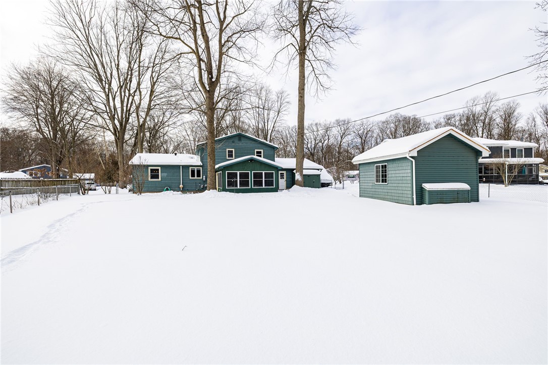 40 Crystal Spring Lane Perinton, NY 14450 - Photo 29 of 33 Back of house