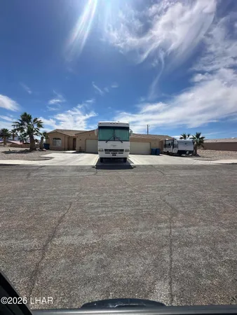 $647,000 | 425 Hummingbird Drive, Lake Havasu City, AZ 86403
