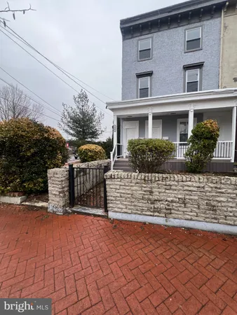 $2,600 | 330 North 2nd Street, Unit B, Camden, NJ 08102