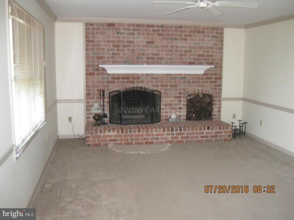 28390 Log Cabin Road Salisbury, MD 21801 - Photo 2 of 16 Gallery Image 2