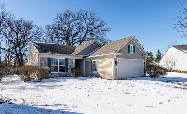 $449,900 | 12334 Daphne Drive, Huntley, IL 60142