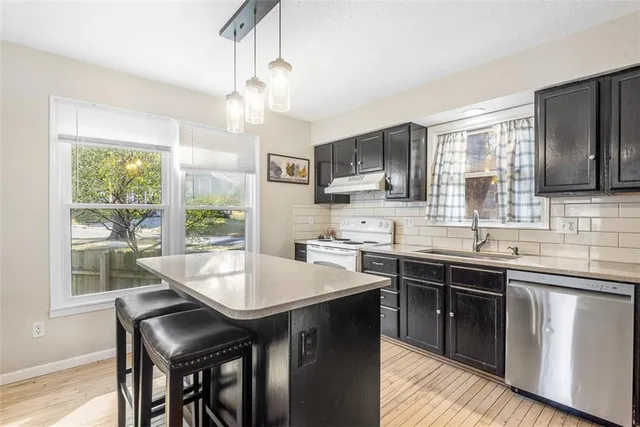 $249,900 | 4324 East 108th Street, Kansas City, MO 64137