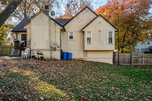 $249,900 | 4324 East 108th Street, Kansas City, MO 64137
