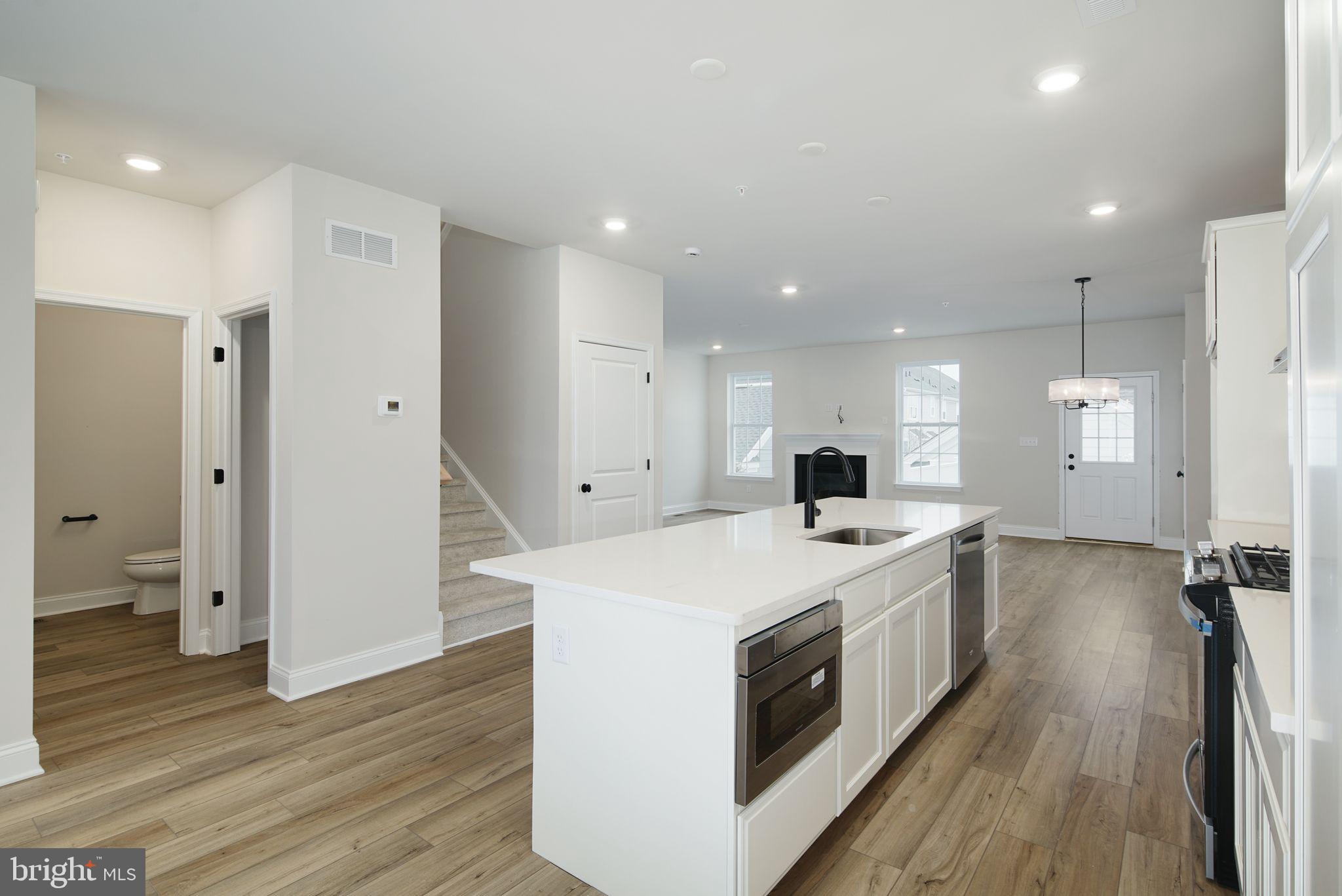 162 Spring Oak Drive Malvern, PA 19355 - Photo 13 of 45