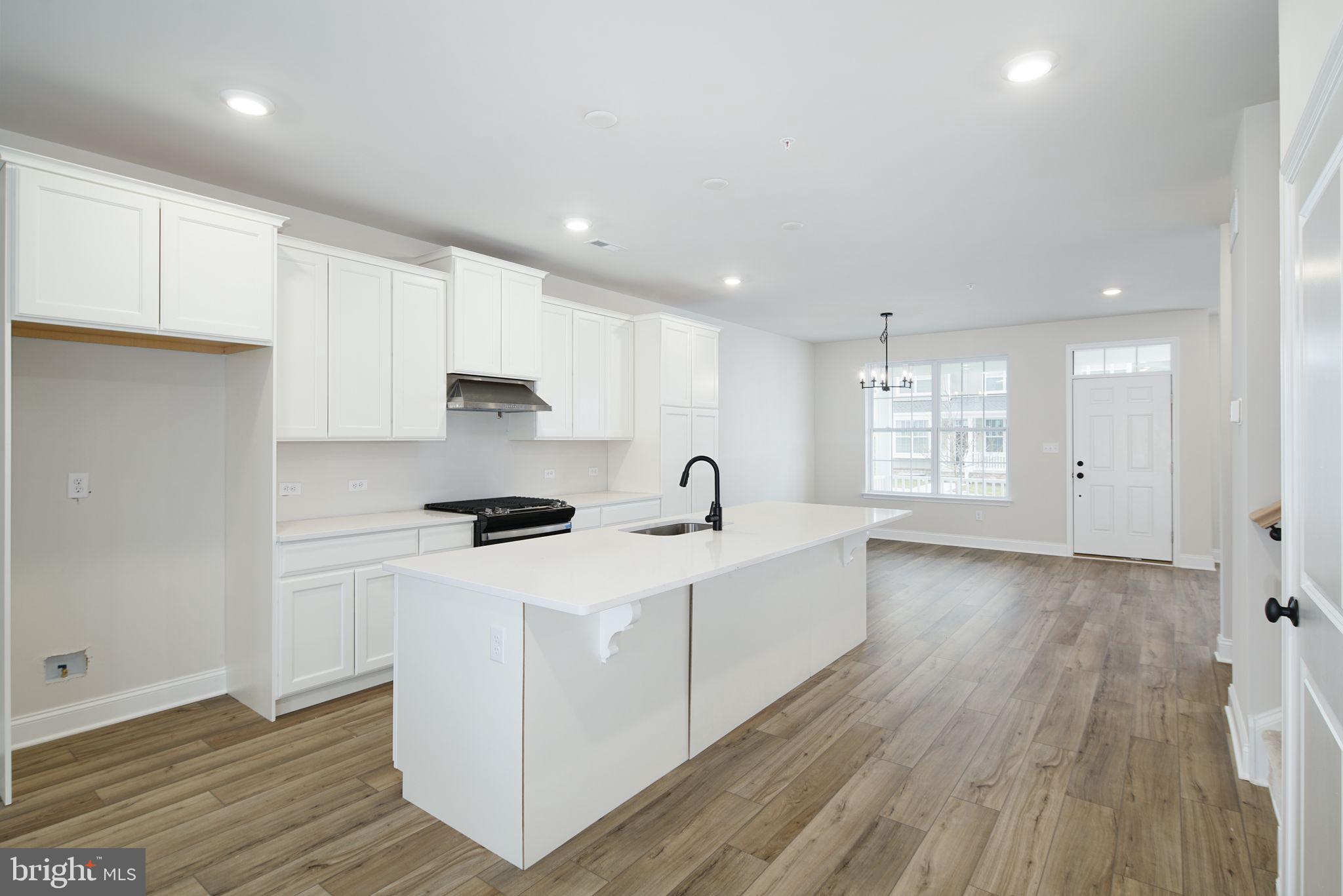 162 Spring Oak Drive Malvern, PA 19355 - Photo 5 of 45